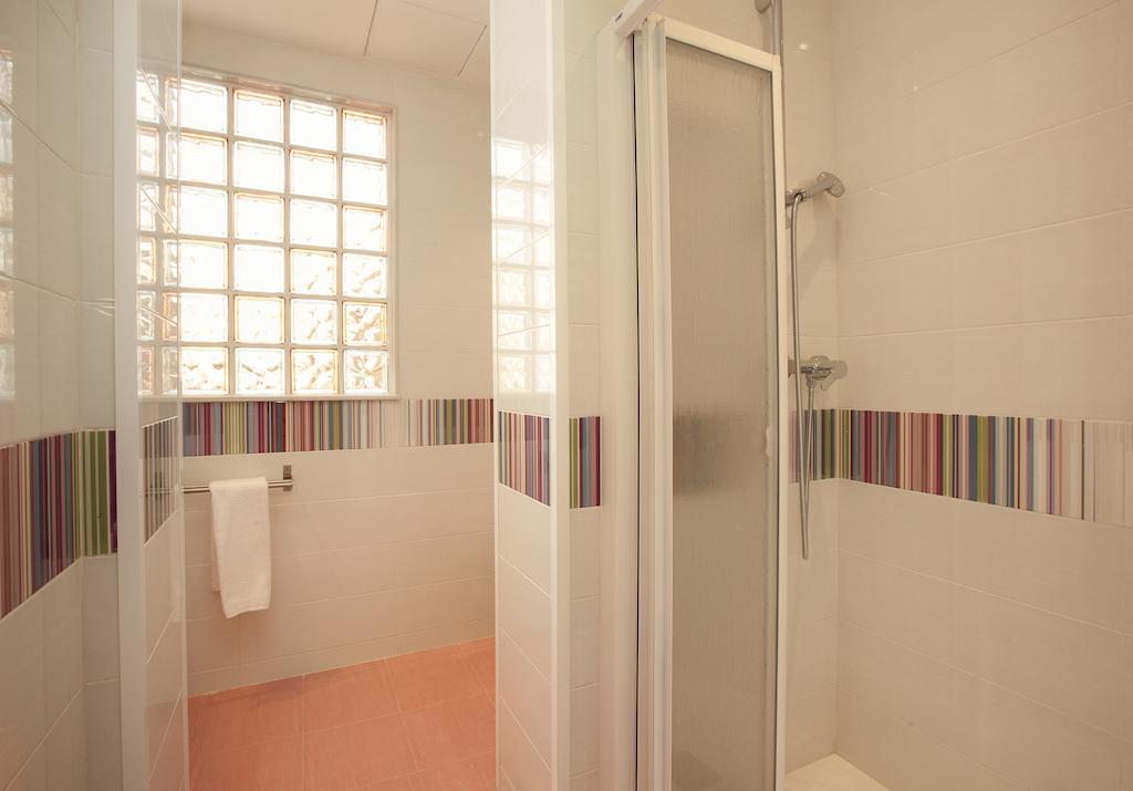 Barnapartments Basic Gracia Βαρκελώνη Εξωτερικό φωτογραφία