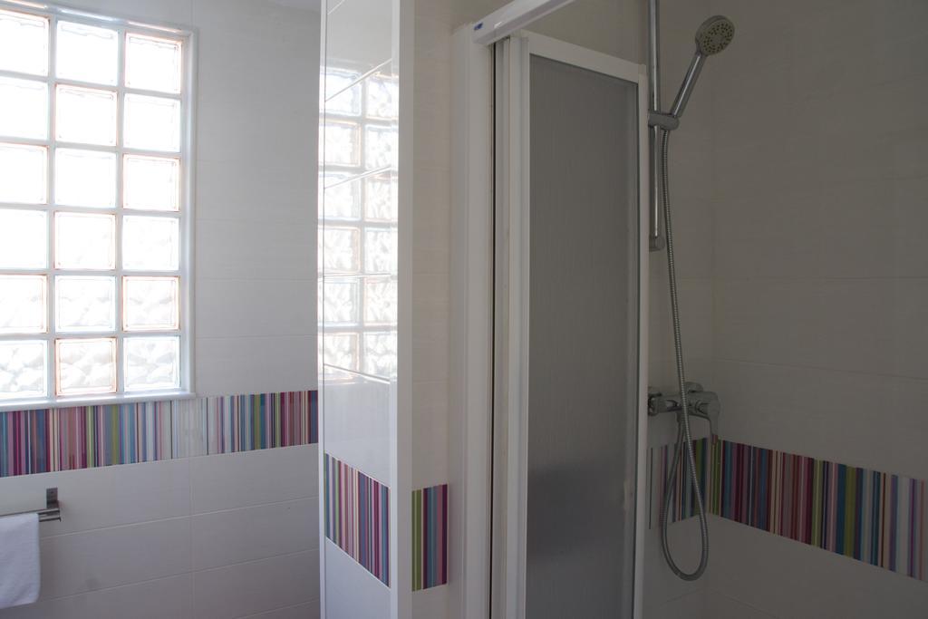 Barnapartments Basic Gracia Βαρκελώνη Εξωτερικό φωτογραφία