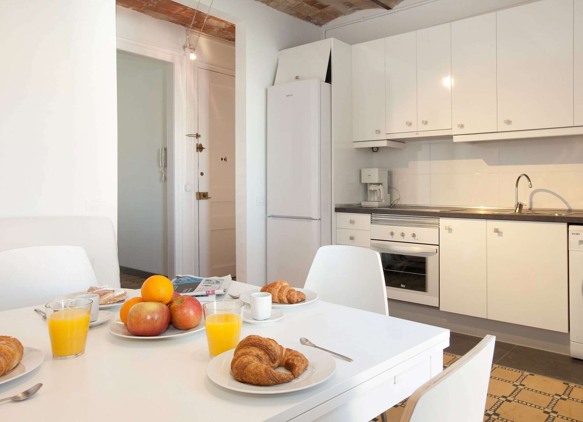 Barnapartments Basic Gracia Βαρκελώνη Εξωτερικό φωτογραφία